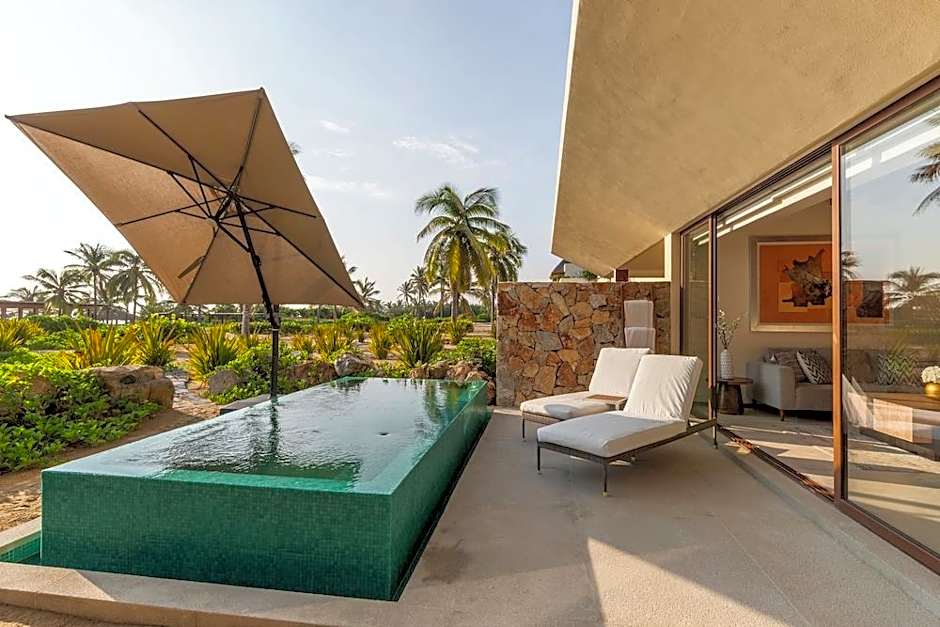 Marea Beachfront Villas