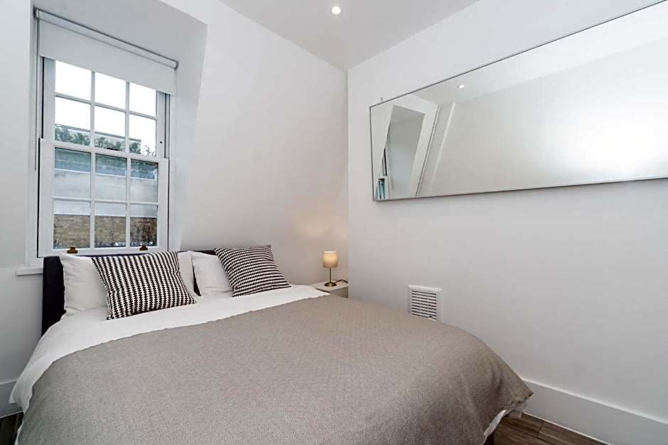New 2 Bed Apartment in Covent Garden