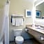 Holiday Inn Express Hotel & Suites Brookings By IHG