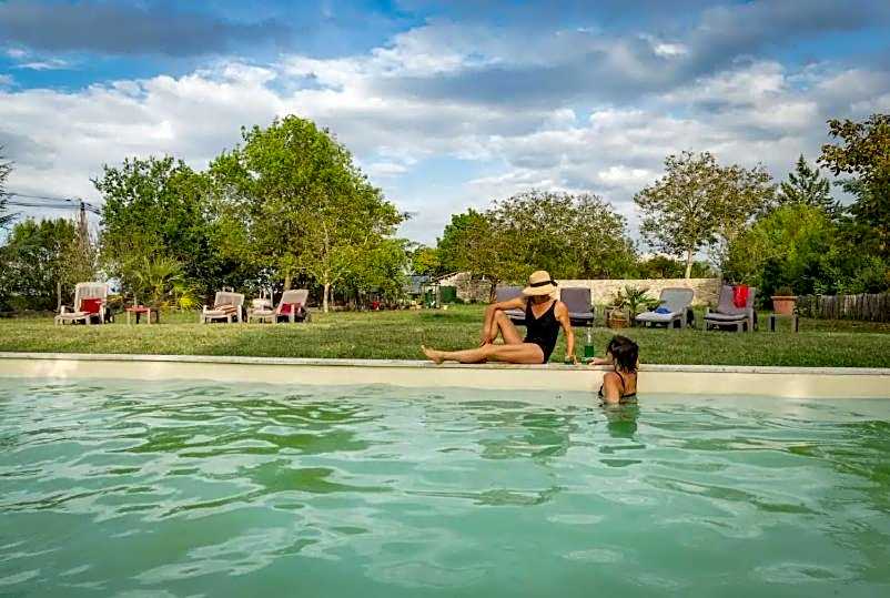 Le Castel Pierre - 7ch&7sdb avec clim, piscine XL, salle fitness et sauna pour 18 personnes