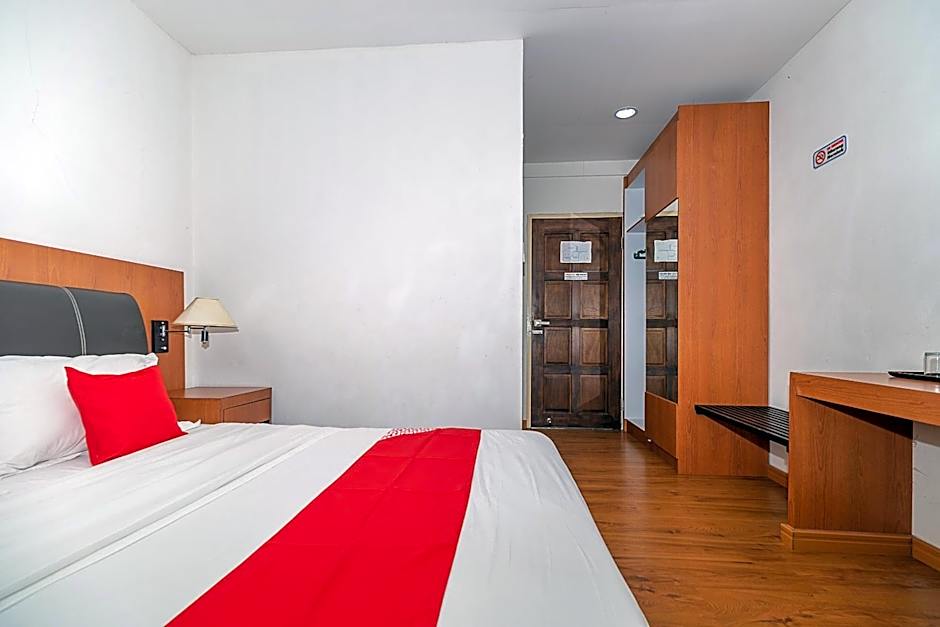 OYO 90036 Eagle Wood Garden