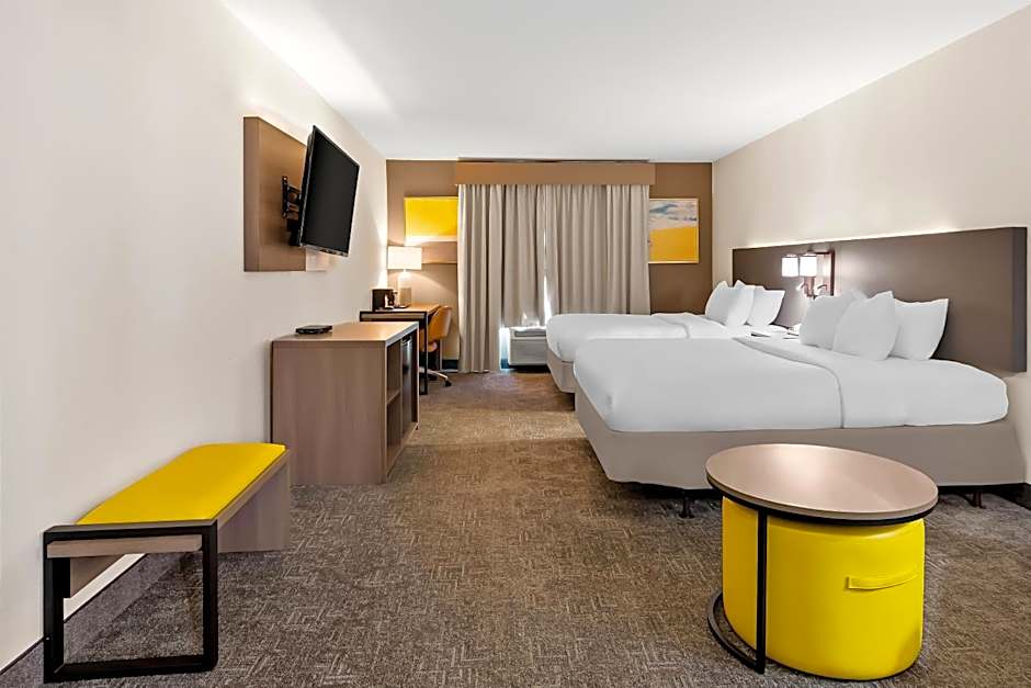 Comfort Inn & Suites