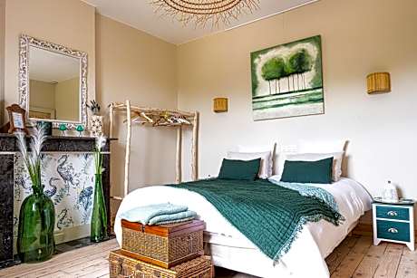 Deluxe Double Room with Bath