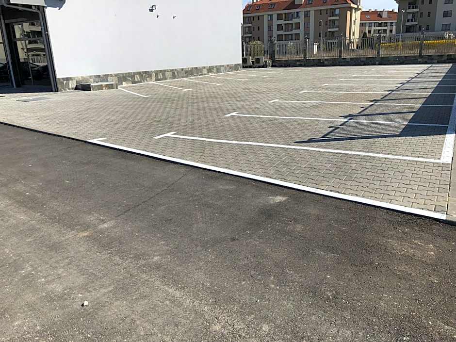 Plaza Hotel Plovdiv - Free Parking
