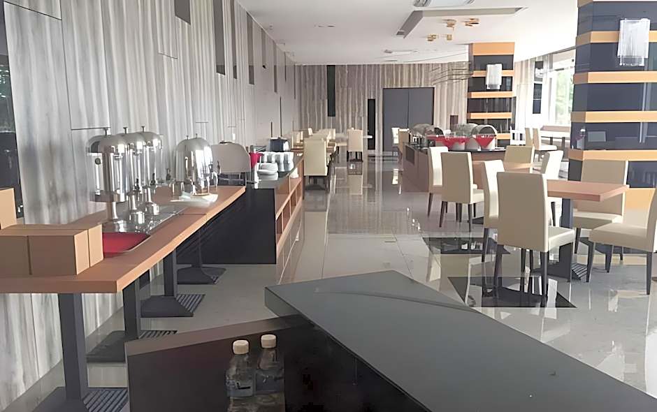 Lintas Platinum Hotel