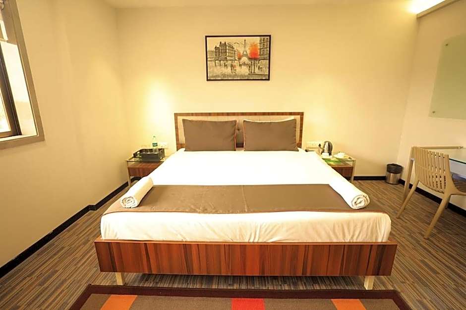 Hotel Crystal Urban Park