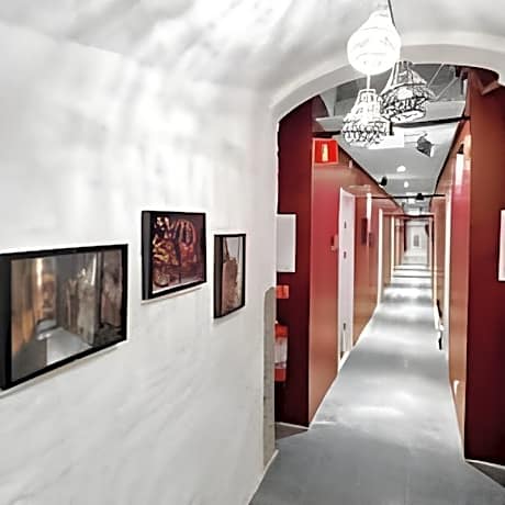 Bed in 4 Bed Dormitory (B)