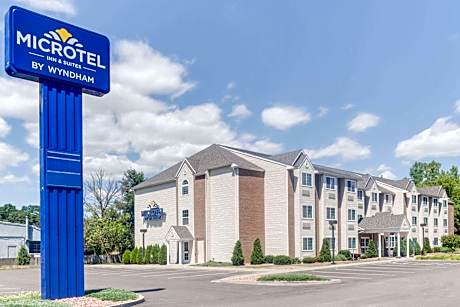 Microtel Inn & Suites By Wyndham Bath
