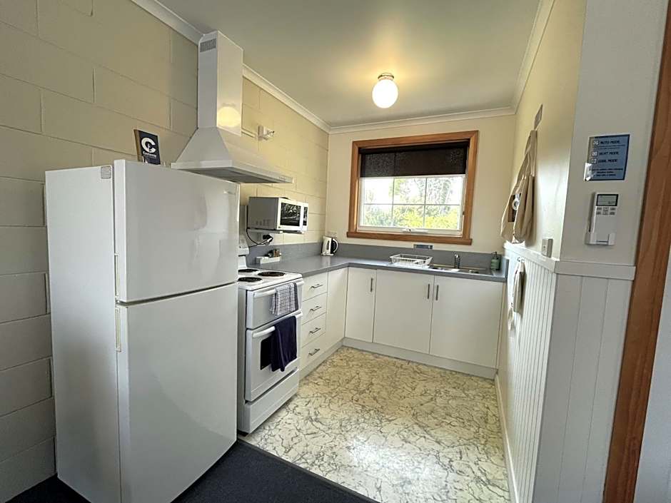 Castaway Holiday Apartments