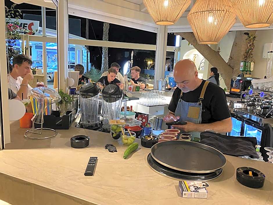 Mila Malia Studios Hotel