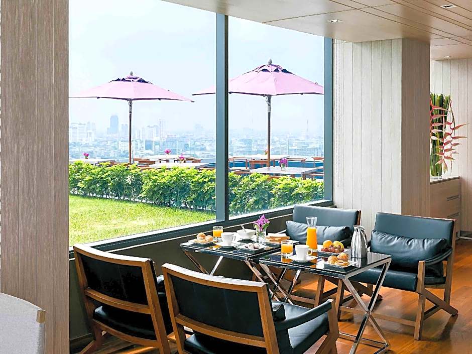 Mercure Bangkok Siam Hotel