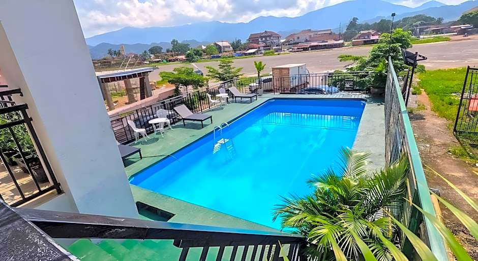 Consiana Vang Vieng Hotel