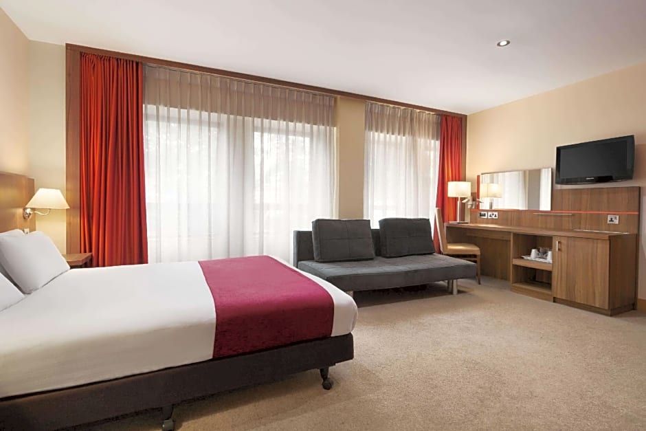 Ramada Hounslow - Heathrow East