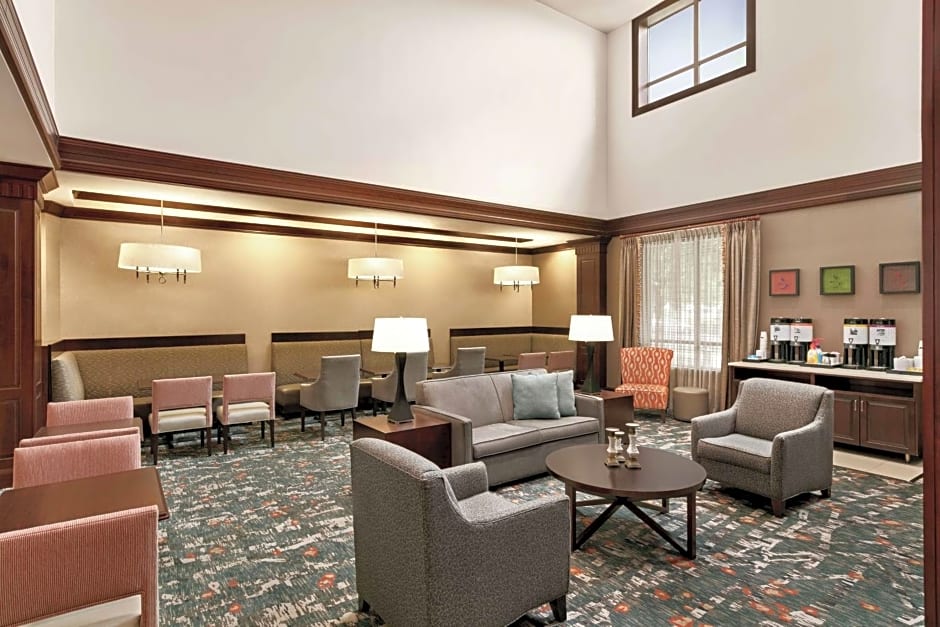 Hampton Inn By Hilton And Suites Washington-Dulles Intl Airport