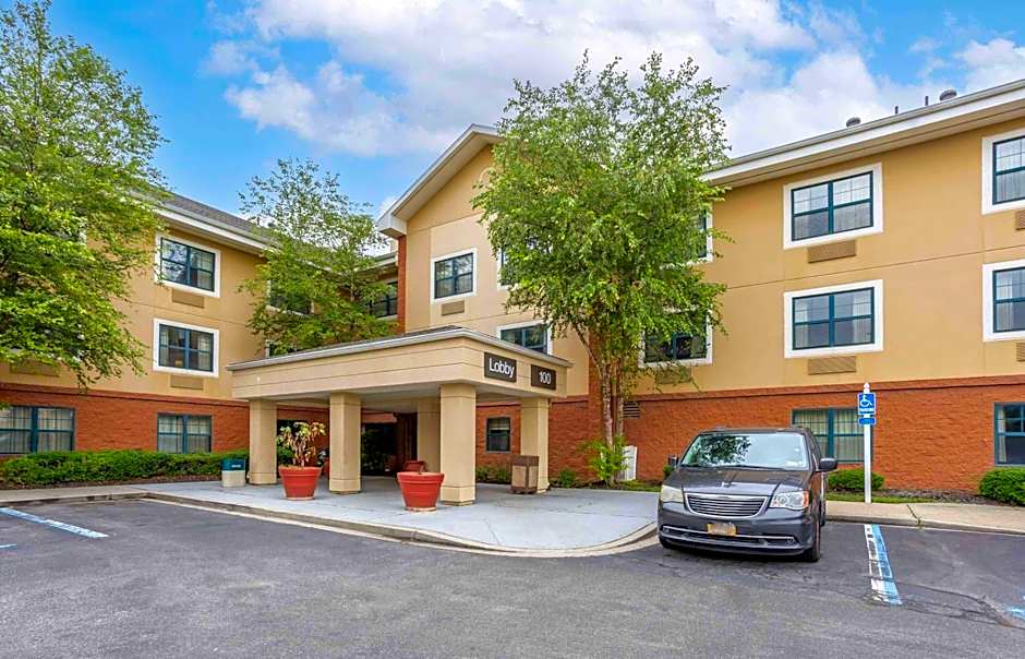 Extended Stay America Suites - Long Island - Melville