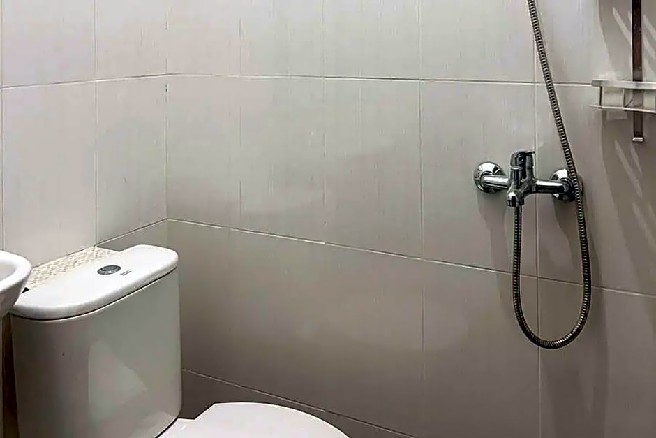 RedDoorz near Waterpark Citra Garden Medan