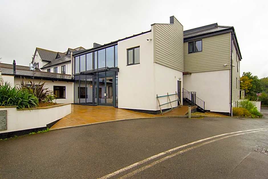 The Gissons Hotel - Exeter Airport & M5