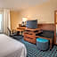 Fairfield Inn & Suites by Marriott Easton