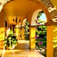 El Encanto Inn & Suites