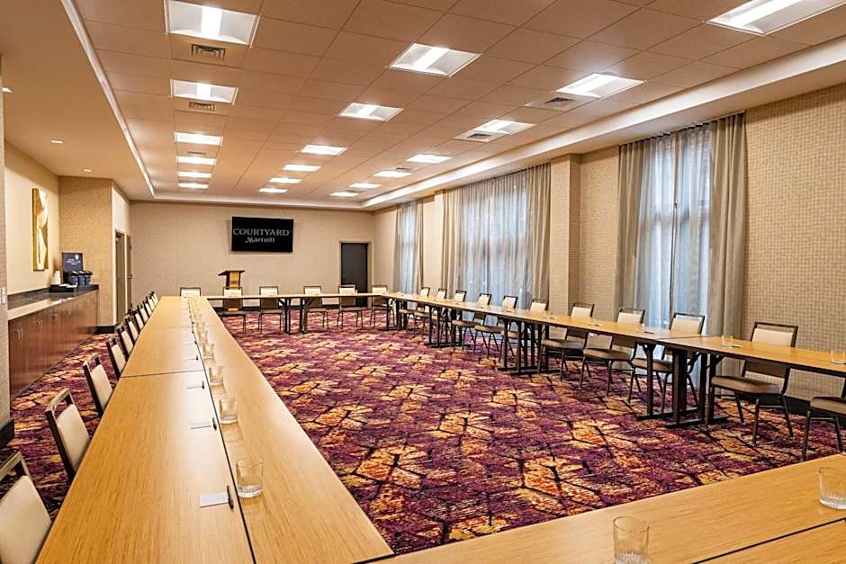 Courtyard by Marriott Winston Salem Downtown