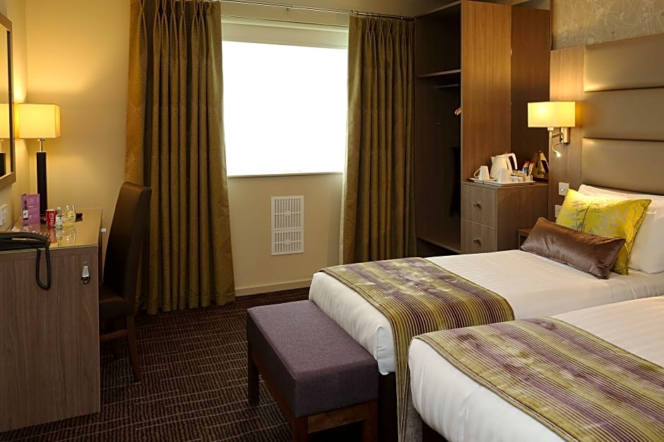 Photo 1 of 4 of 2 Twin Beds, Accessible