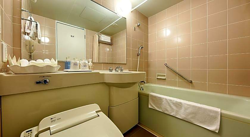 Sun Members Hirugano