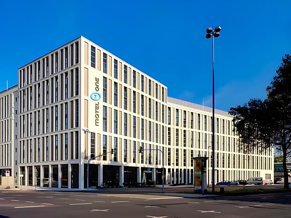 Motel One Koln-Waidmarkt