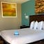 Days Inn & Suites by Wyndham Springfield on I-44