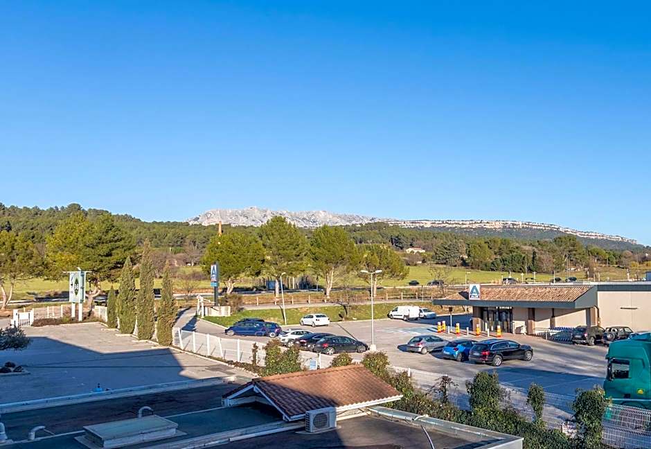 B&B HOTEL Aix-en-Provence Meyreuil Sainte-Victoire