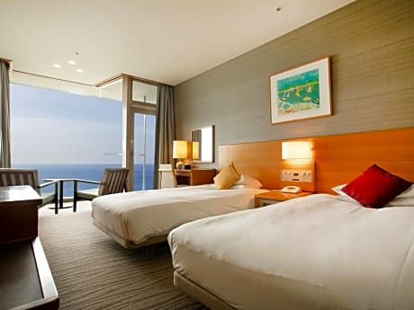 Twin Room B with Sagami Bay View -16:00 Check in -10:00 am Check out - Non-Smoking