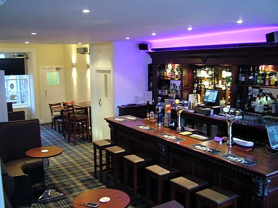 Aberdour Hotel, Stables Rooms & Beer Garden