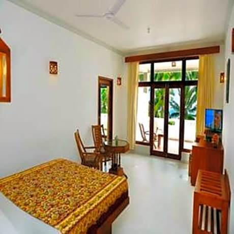 Deluxe Triple Room with Sea View