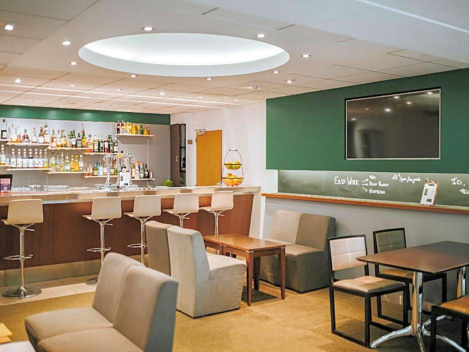 B&B HOTEL Lyon Nord 4 étoiles