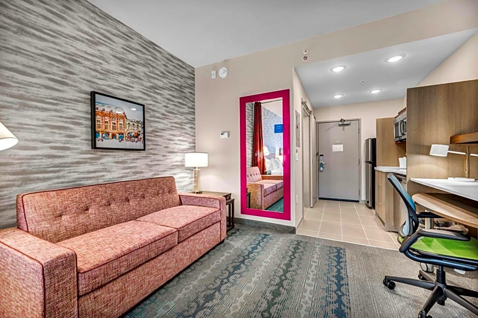 Home2 Suites by Hilton Raleigh State Arena