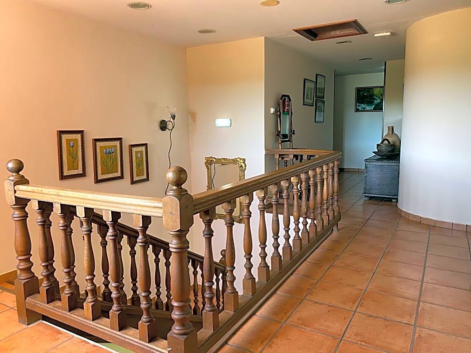 Hotel Rural Alavera