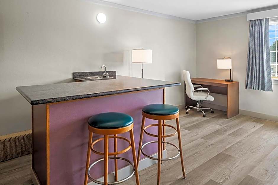 Days Inn by Wyndham Mt. Vernon