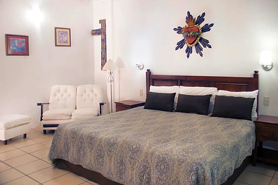 Las Mariposas Hotel & Studios