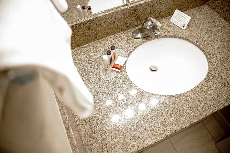 Ramada by Wyndham Quesnel