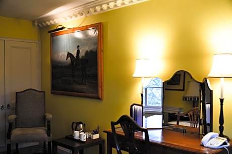 Deluxe Double or Twin Room with Garden View