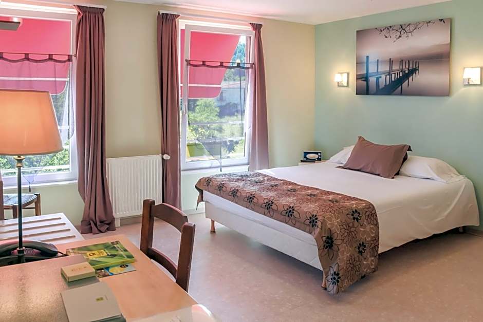 Logis Hotel Restaurant de la Dore