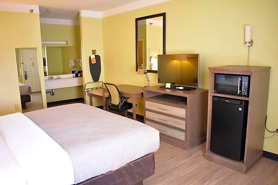 Quality Inn & Suites Gallup I-40 Exit 20