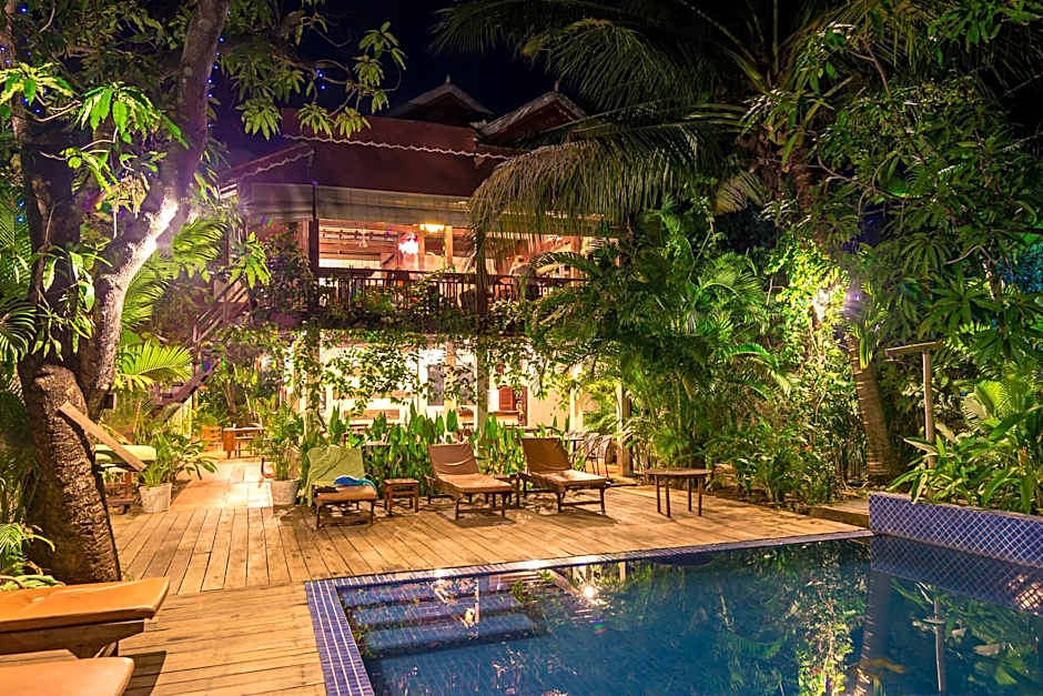 Sambor Village Hotel