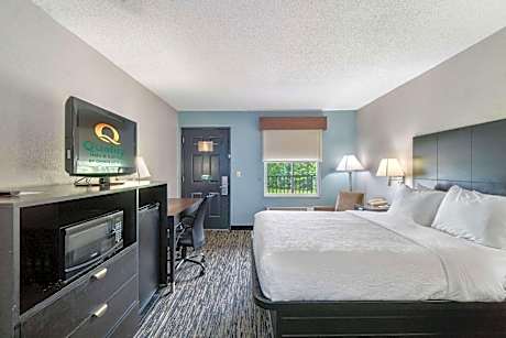 1 Queen Bed, Nonsmoking