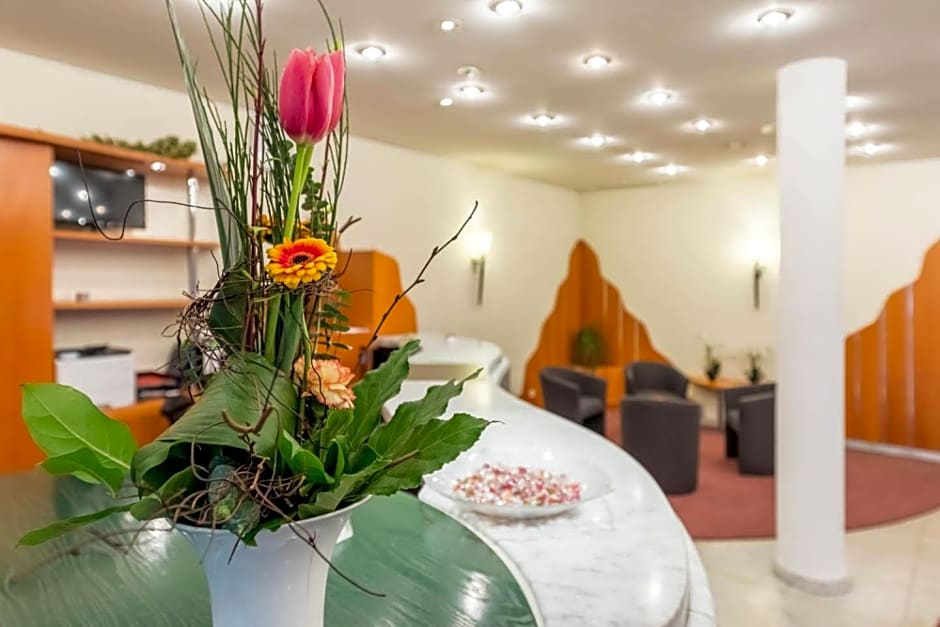 Tripinn Bristol Hotel Mainz