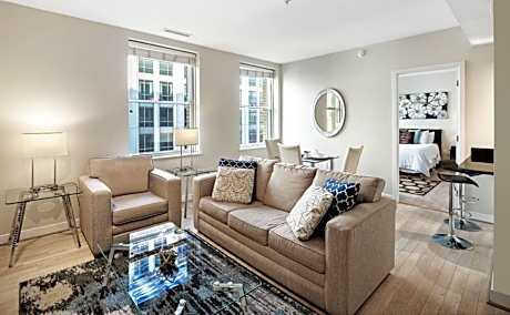 Global Luxury Suites at The White House