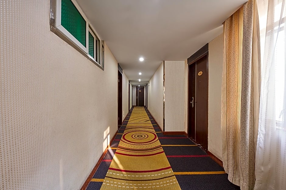 Kaiserdom Hotel China Plaza