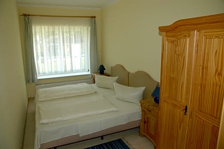 Two-Room Apartment Deichweg 1