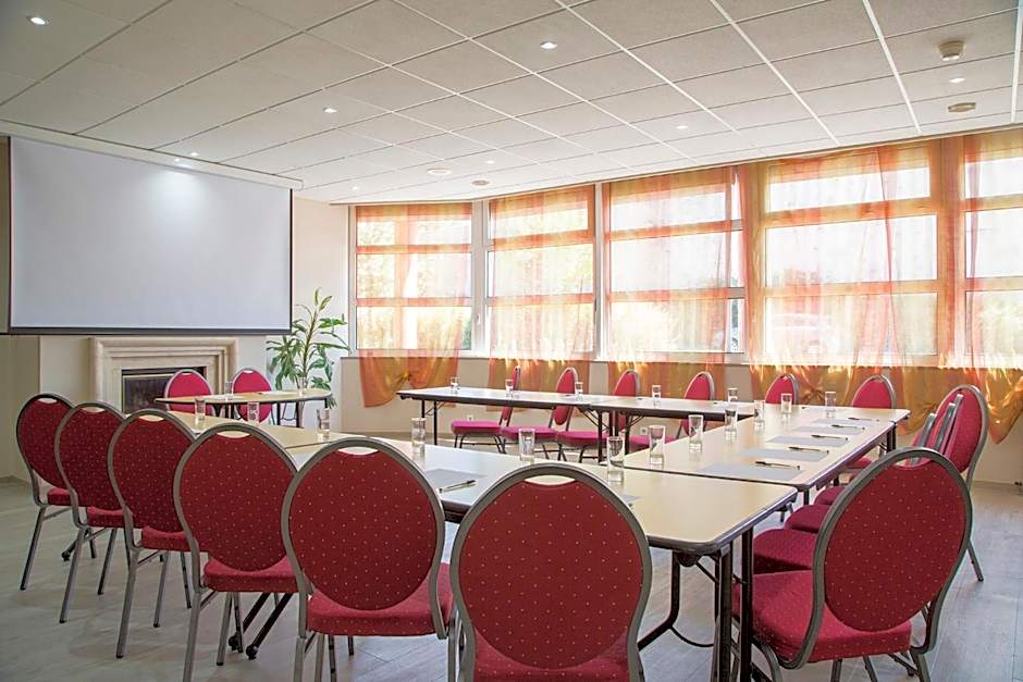 The Originals City, Hotel Le Boeuf Rouge, Limoges (Inter-Hotel)