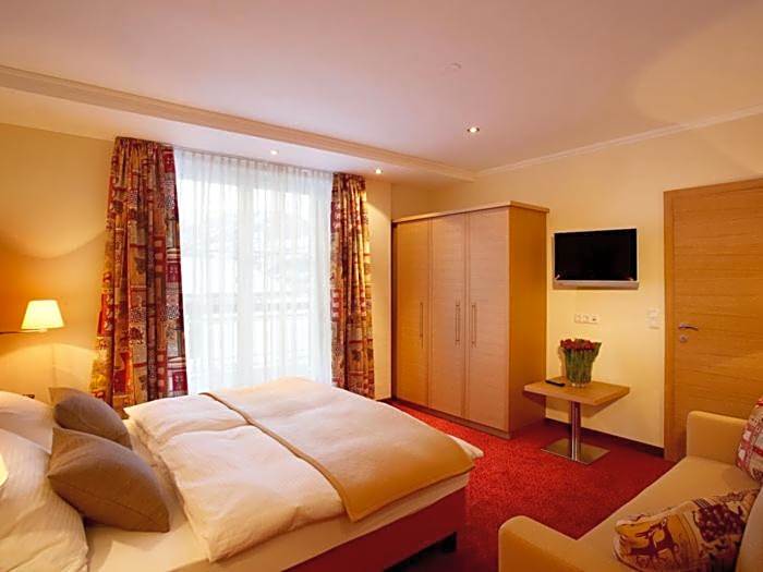 Sonnblick Apartments und Zimmer - Nationalpark Sommercard inklusive