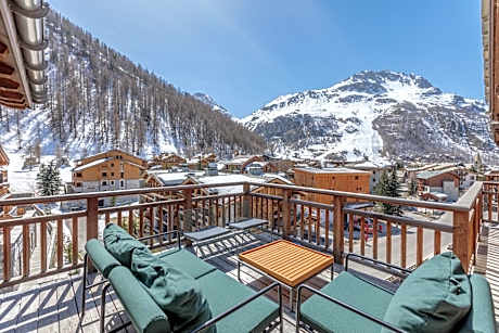 Victoria Lodge, Friendly Hotel